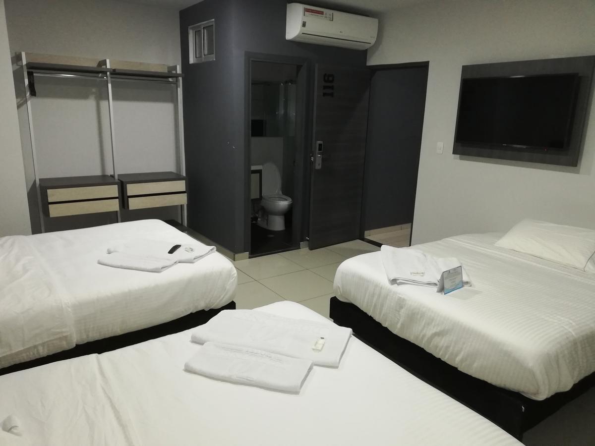 Hotel Doral Inn อีบาเก ภายนอก รูปภาพ