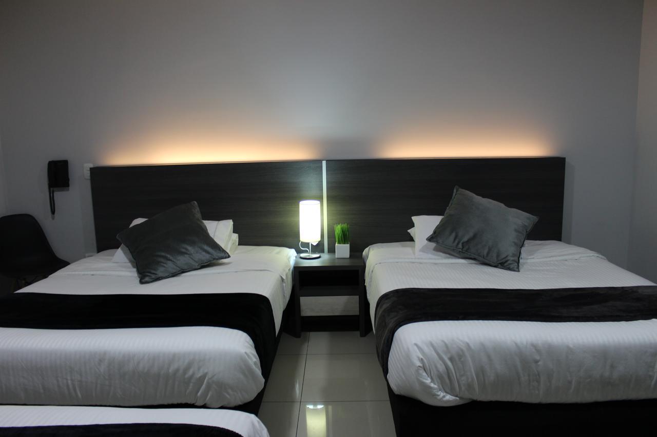 Hotel Doral Inn อีบาเก ภายนอก รูปภาพ