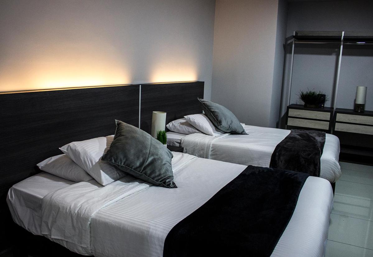 Hotel Doral Inn อีบาเก ภายนอก รูปภาพ